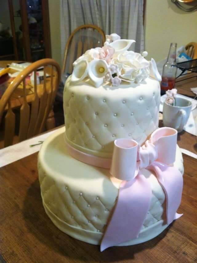 Quilted tier cake